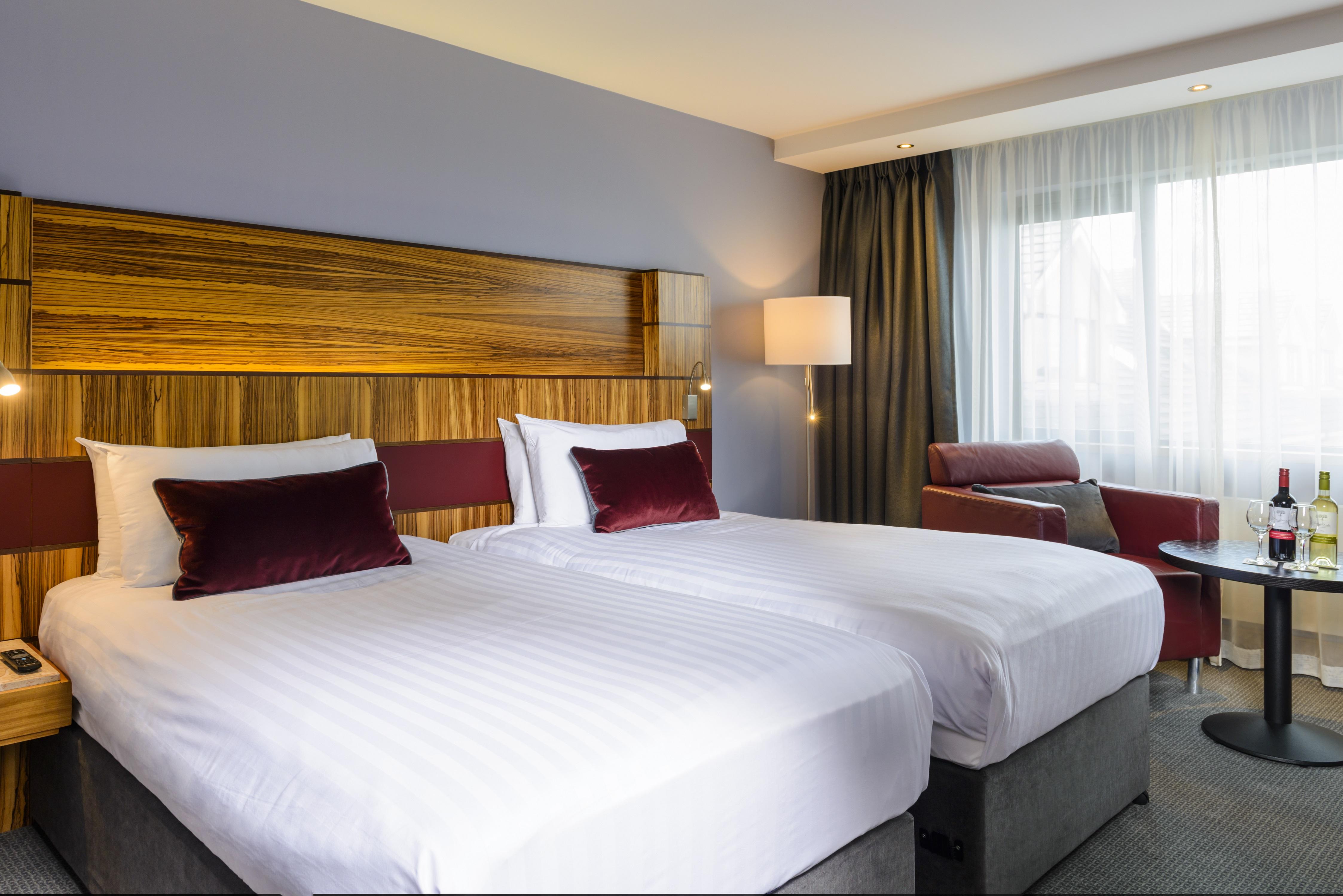 Radisson Blu Hotel, Athlone Exteriör bild