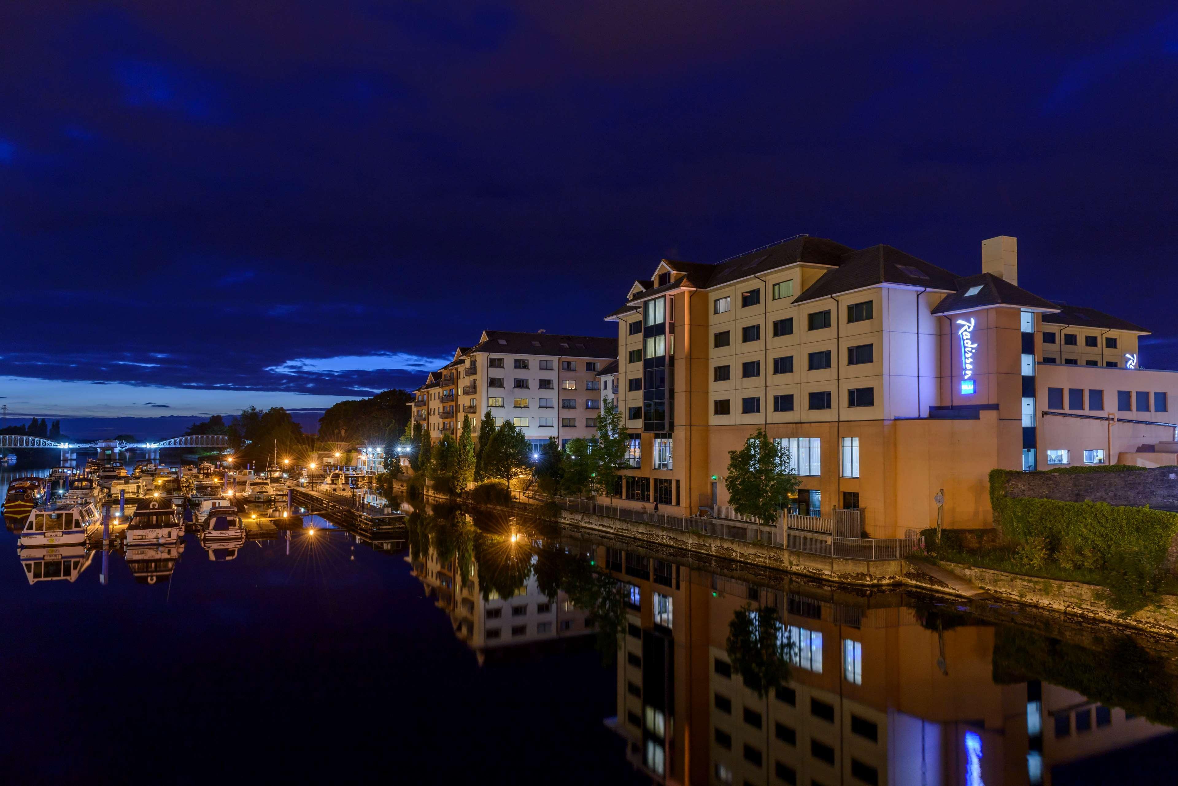 Radisson Blu Hotel, Athlone Exteriör bild