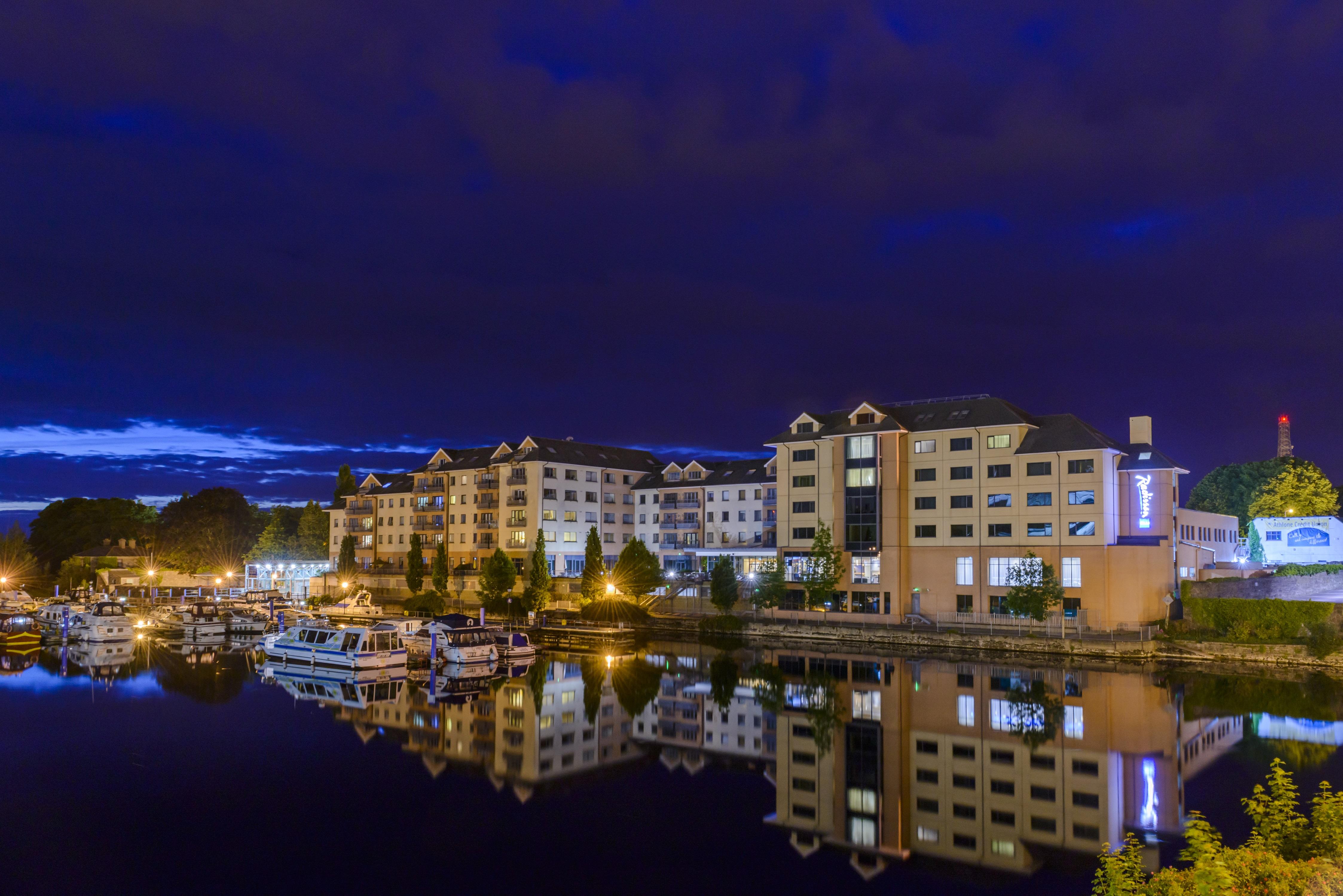 Radisson Blu Hotel, Athlone Exteriör bild