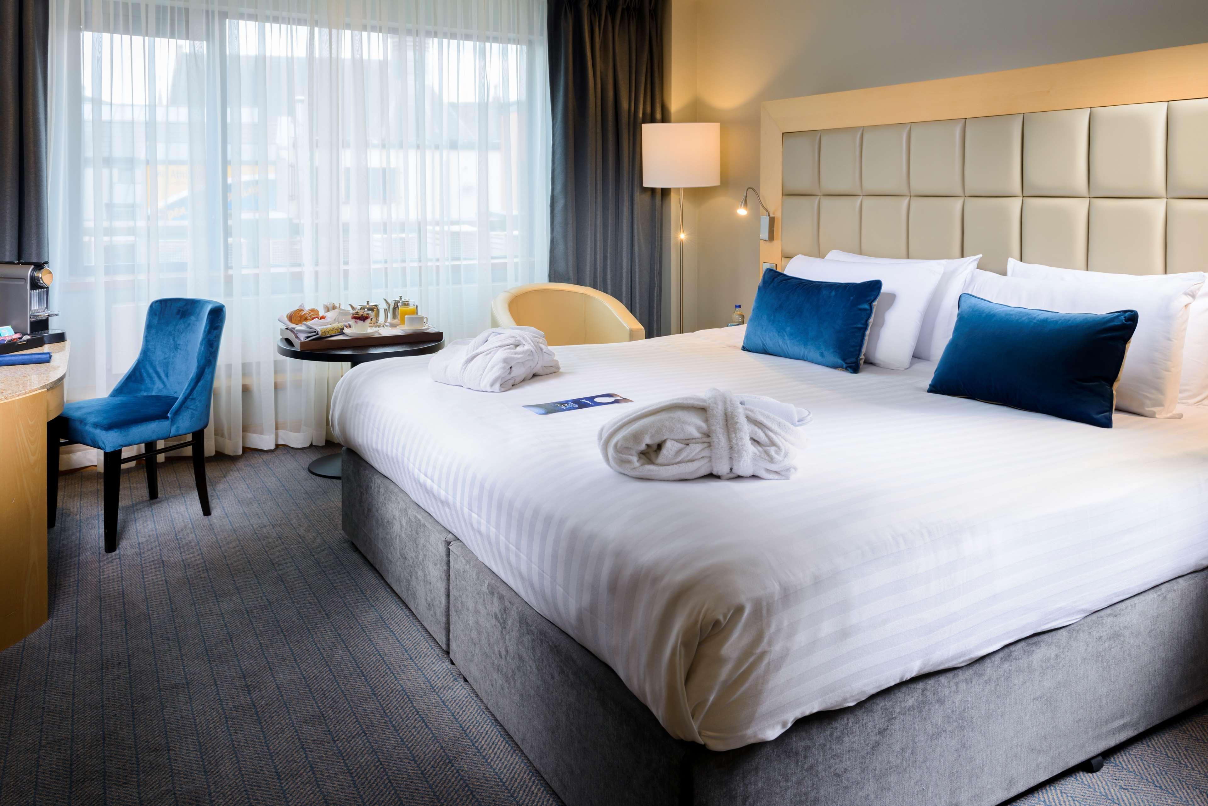 Radisson Blu Hotel, Athlone Exteriör bild