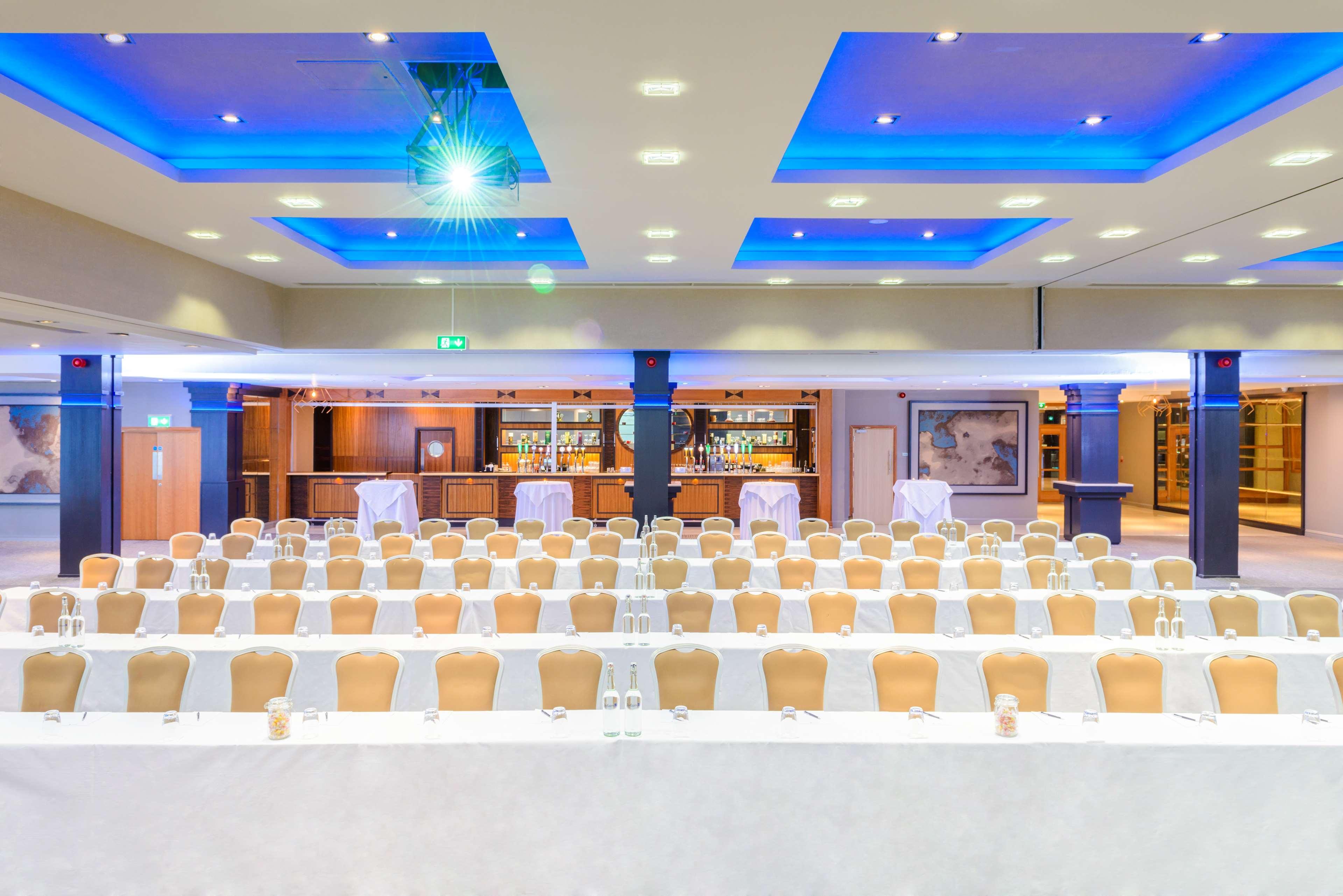 Radisson Blu Hotel, Athlone Exteriör bild