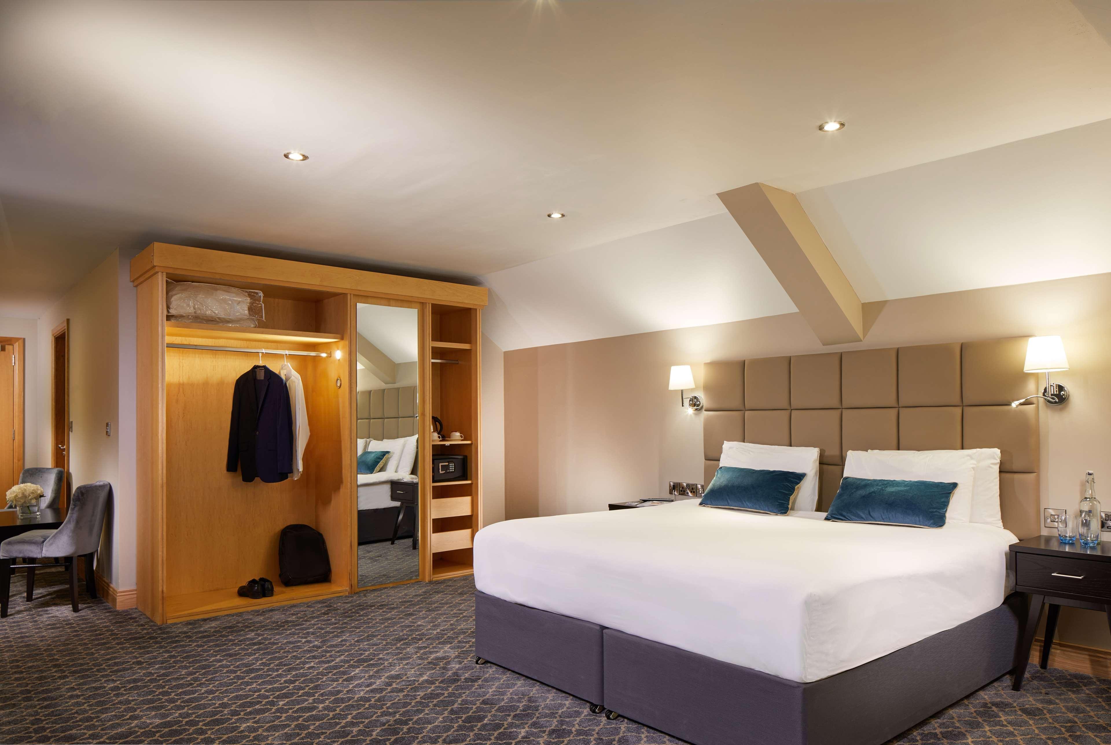 Radisson Blu Hotel, Athlone Exteriör bild
