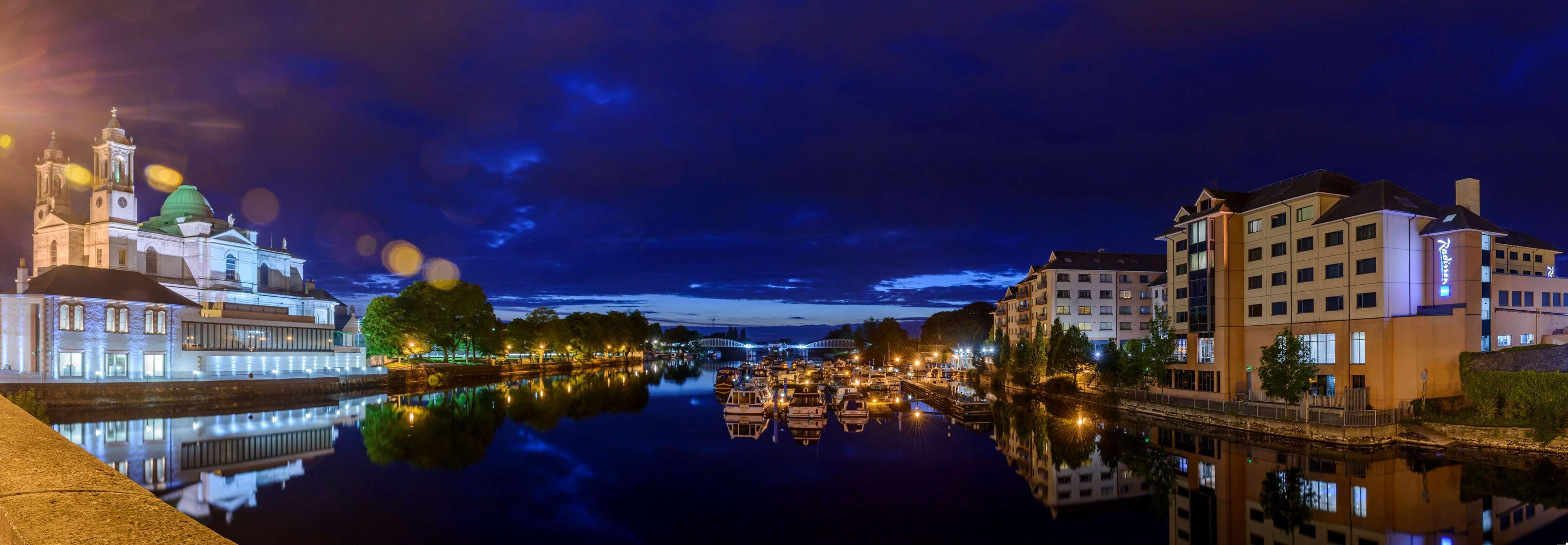 Radisson Blu Hotel, Athlone Exteriör bild
