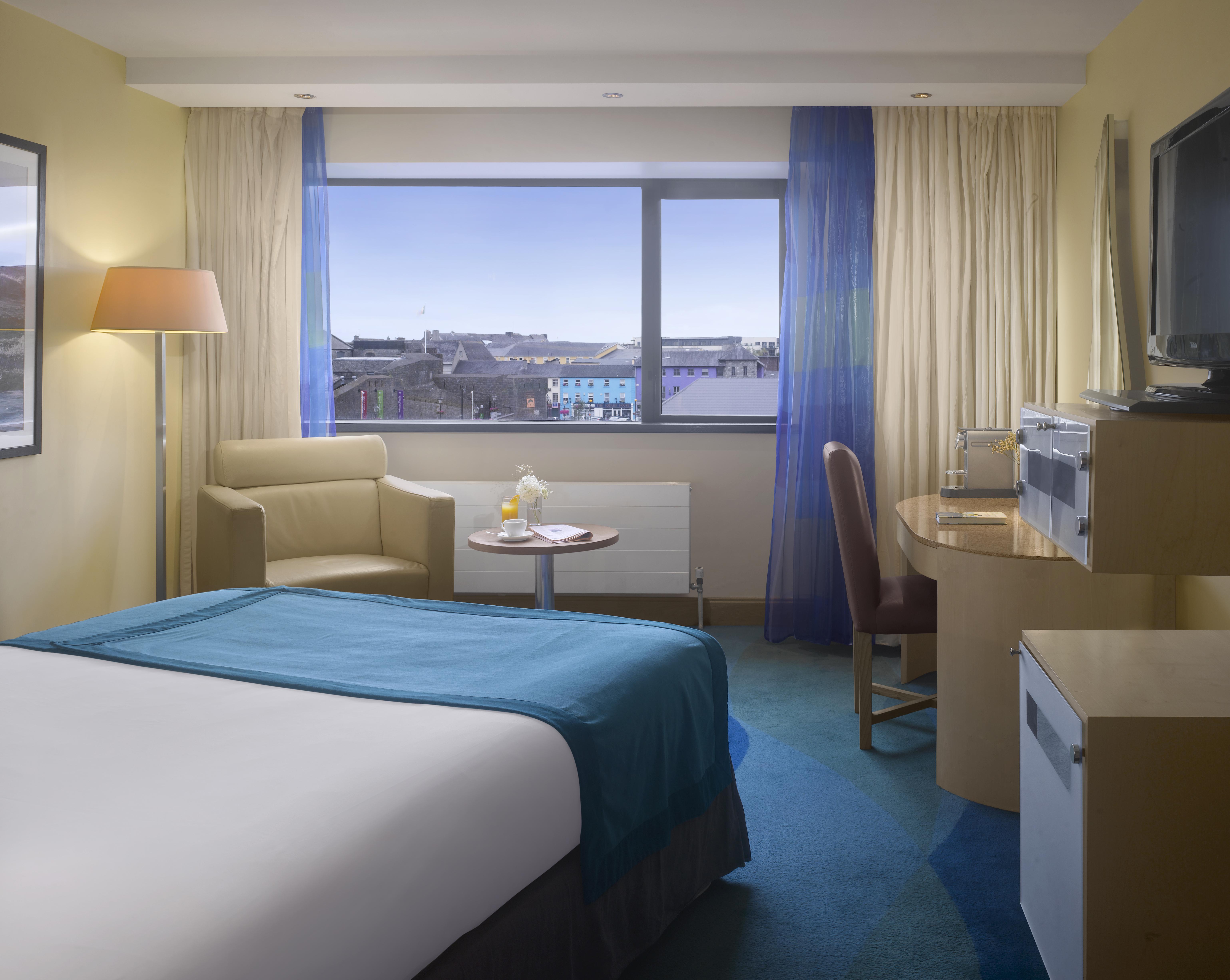 Radisson Blu Hotel, Athlone Exteriör bild