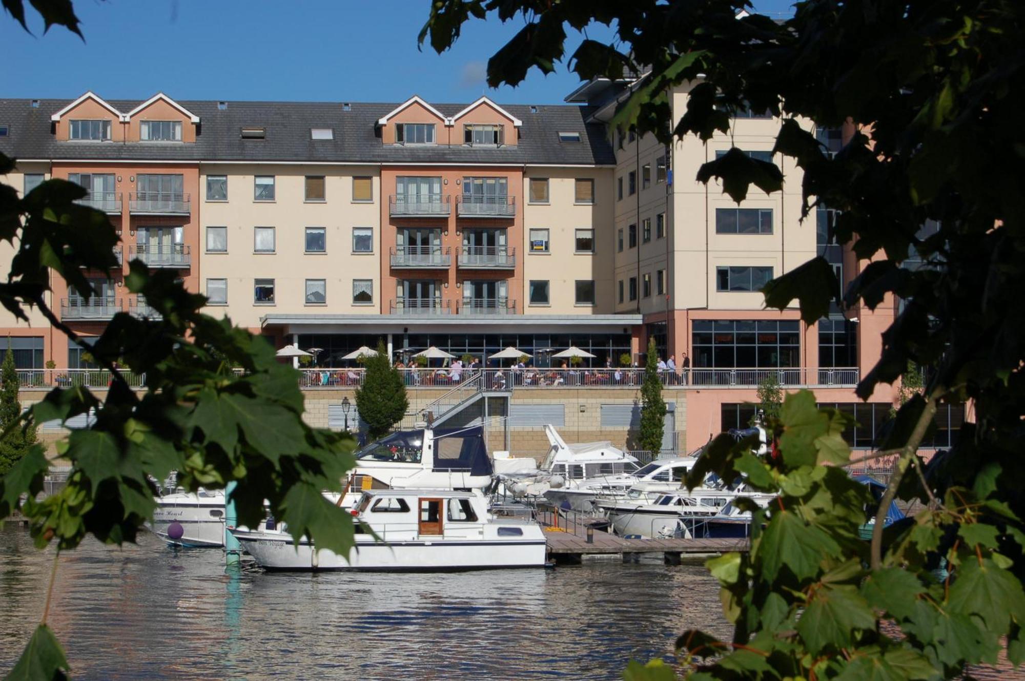 Radisson Blu Hotel, Athlone Exteriör bild